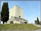 foto Sacrario del Montello